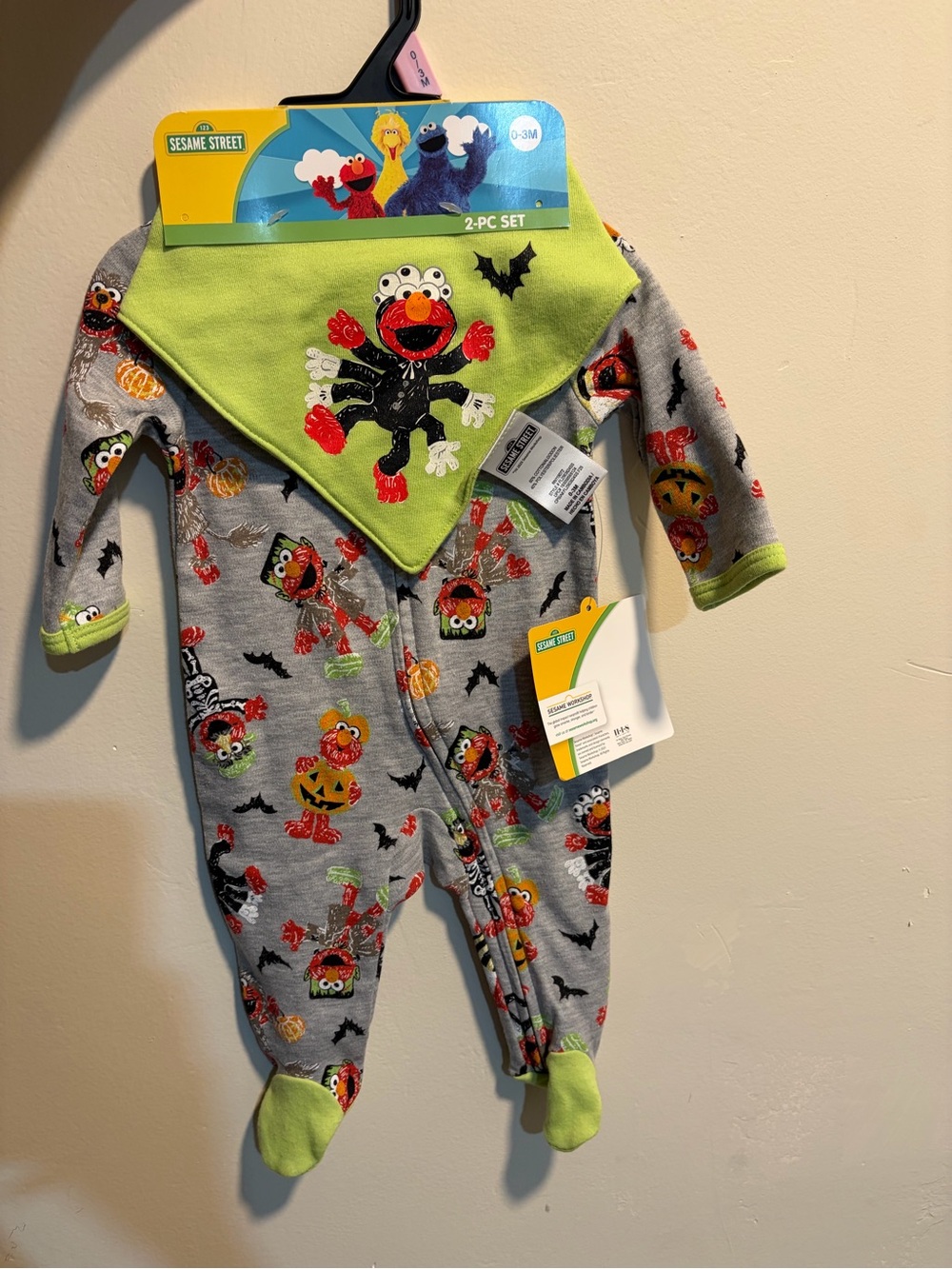 Sesame Street Green & Gray Elmo Halloween Baby One-Piece with Bib - 2PC Set